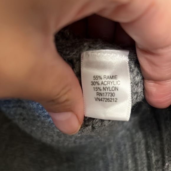 Sweater - Picture 5 of 5